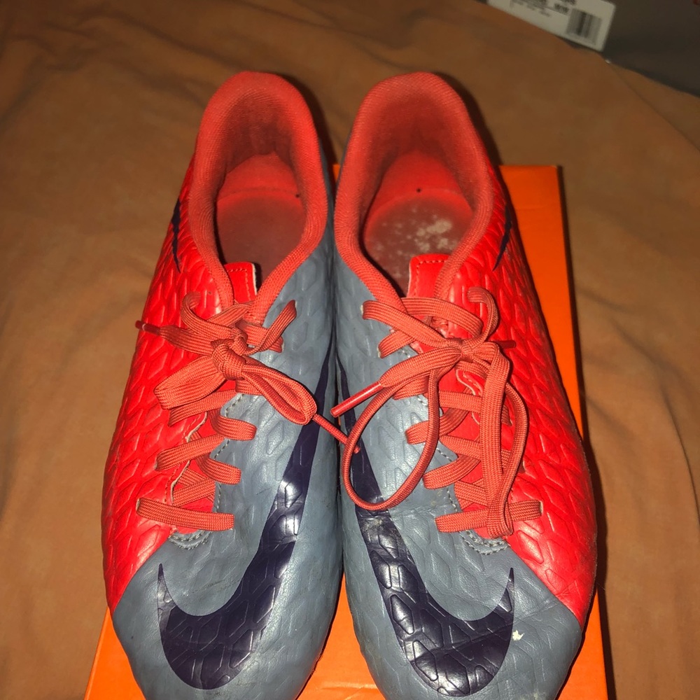 Nike hypervenom soccer cleats